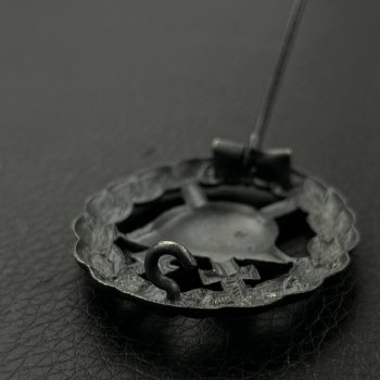 Wound Badge 1918 (cut-out version) in black  Counter-relief   Mint 