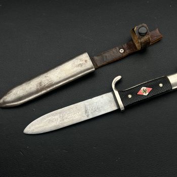 HITLER YOUTH KNIFE (Early type) [E.P.&S.]  