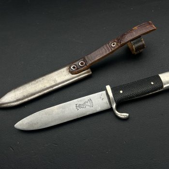 HITLER YOUTH KNIFE (Early type) [E.P.&S.]  