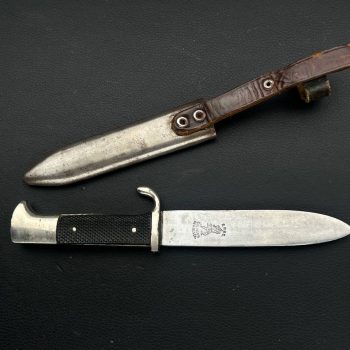 HITLER YOUTH KNIFE (Early type) [E.P.&S.]  