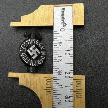 Miniature HJ Sports Badge, 1934 model, in black RZM code: М 1/36 [BERG & NOLTE A.G.]