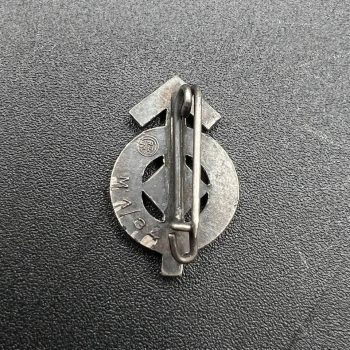 Miniature HJ Sports Badge, 1934 model, in silver RZM code: M1/34 [KARL WURSTER]