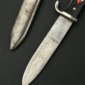 HITLER YOUTH KNIFE (Early type) [E.P.&S.]  