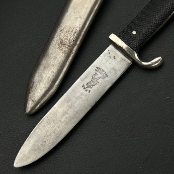 HITLER YOUTH KNIFE (Early type) [E.P.&S.]  