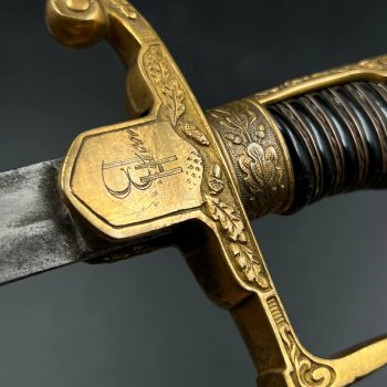 OFFICER SWORD   Missing scabbard