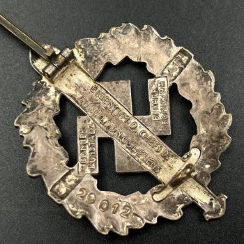  SA Sports Badge model 1933 in silver     [BONNER KUNSTABZ]   Numbered - 29012