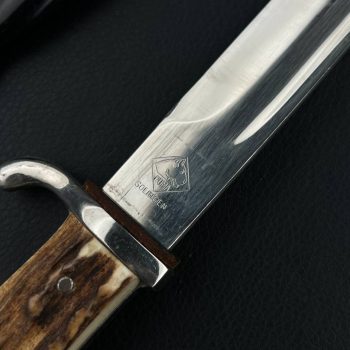 Officer’s dress bayonet  [Puma]   Stag Grip