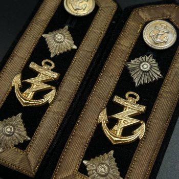 Oberfeldwebel shoulder straps Radio operator Kriegsmarine   
