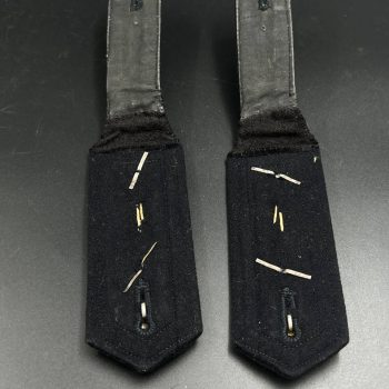Oberfeldwebel shoulder straps Radio operator Kriegsmarine   