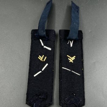 Oberfeldwebel shoulder straps  Kriegsmarine   