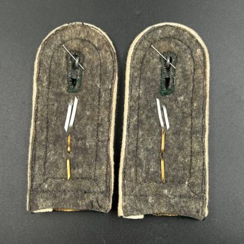Feldwebel shoulder straps Wehrmacht   
