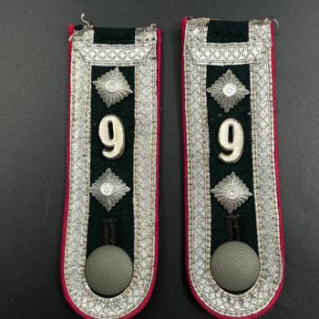 Oberfeldwebel shoulder straps  Wehrmacht   
