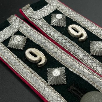 Oberfeldwebel shoulder straps  Wehrmacht   