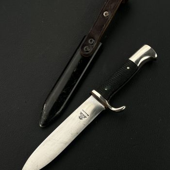 HITLER YOUTH KNIFE (Early type) [Е.KNECHT&Co]