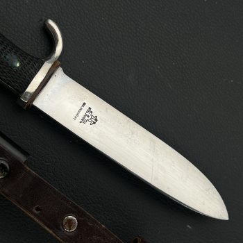 HITLER YOUTH KNIFE (Early type) [Е.KNECHT&Co]